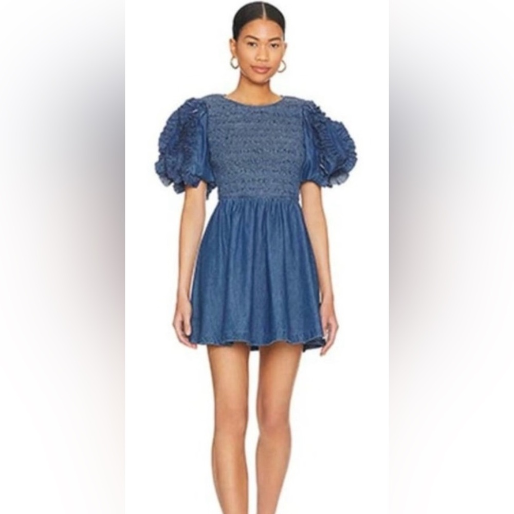 Cleobella Puff Sleeve Smocked Crew Neck Denim Dress: Mint condition, flattering